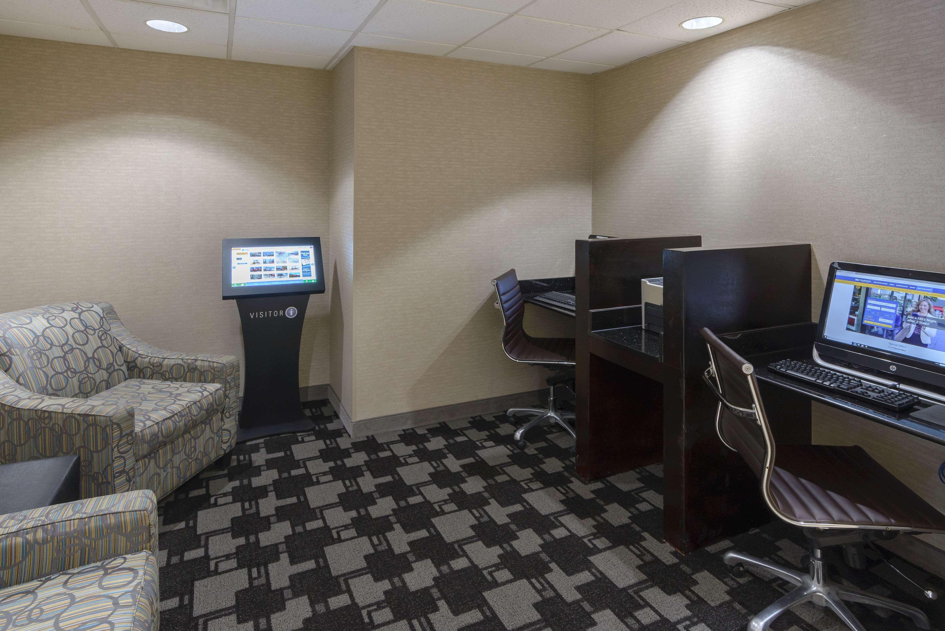 Best Western Concord Inn And Suites Экстерьер фото