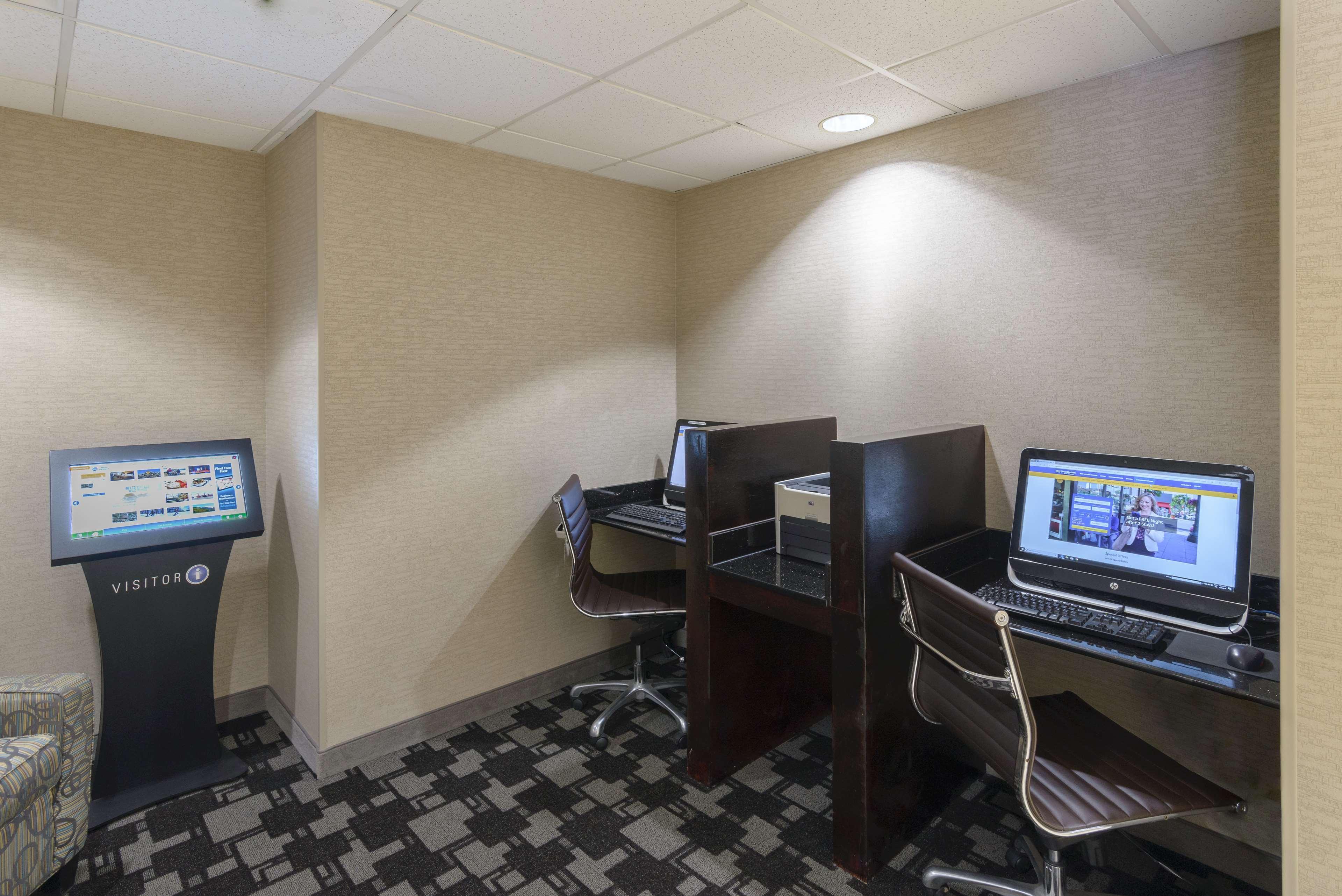 Best Western Concord Inn And Suites Экстерьер фото